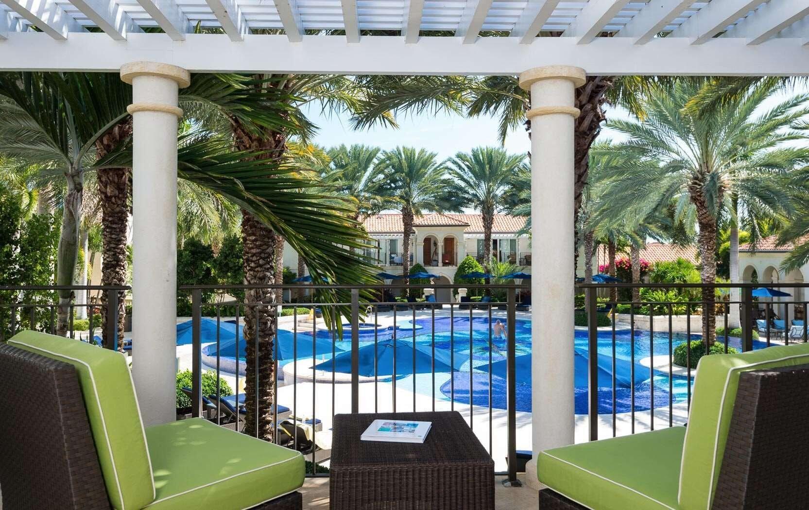 The Regent Grand Hotell Grace Bay Exteriör bild