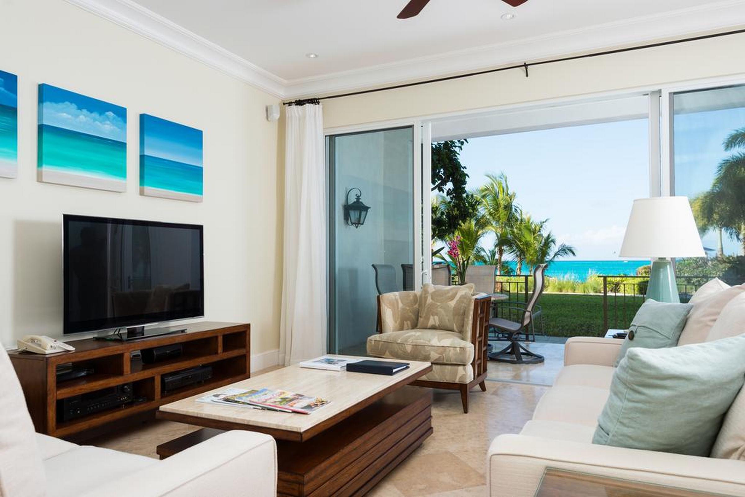 The Regent Grand Hotell Grace Bay Exteriör bild