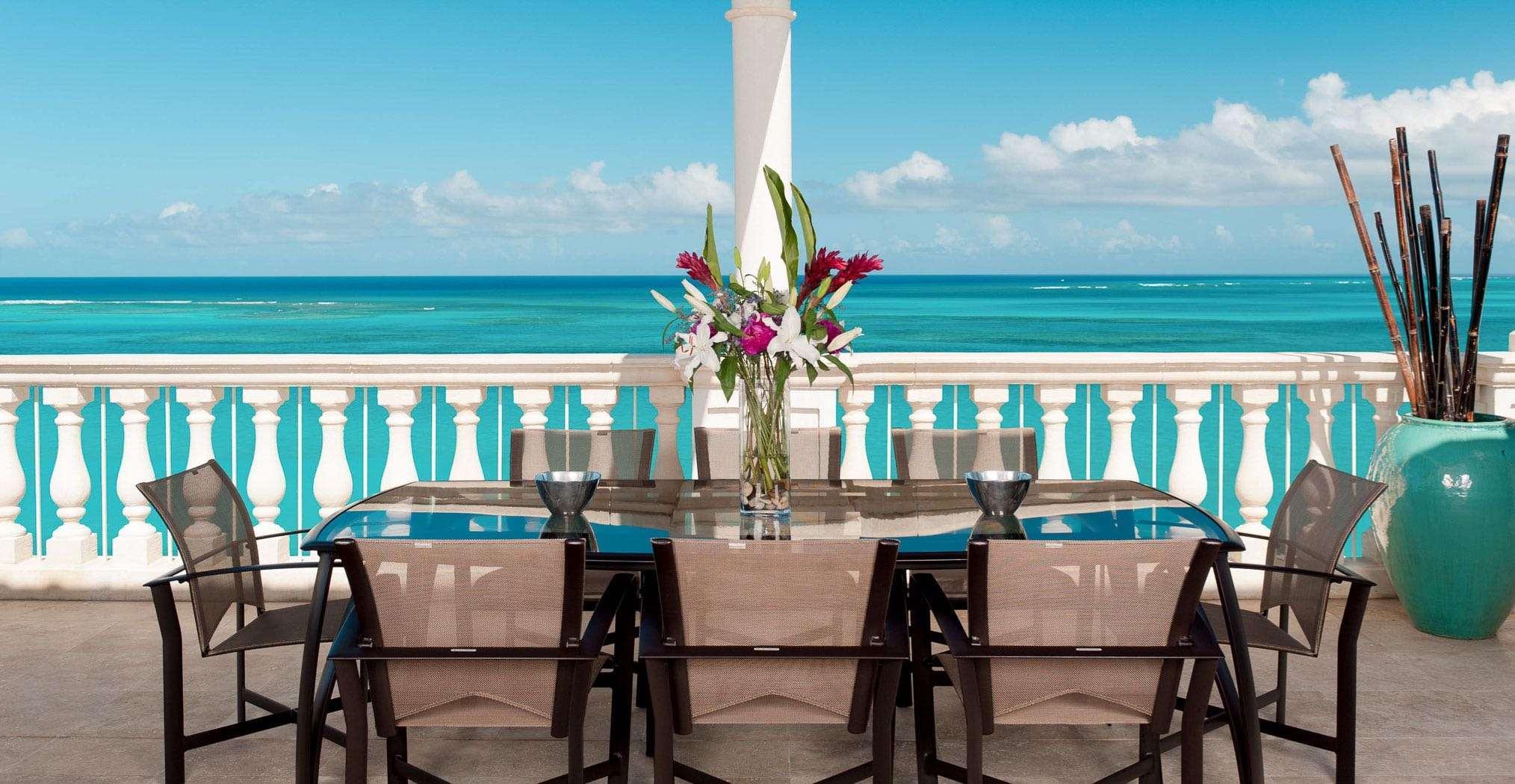 The Regent Grand Hotell Grace Bay Exteriör bild