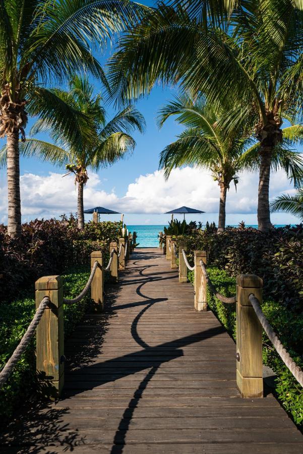 The Regent Grand Hotell Grace Bay Exteriör bild