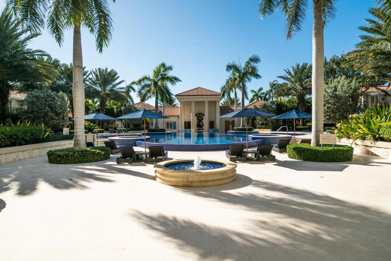 The Regent Grand Hotell Grace Bay Exteriör bild