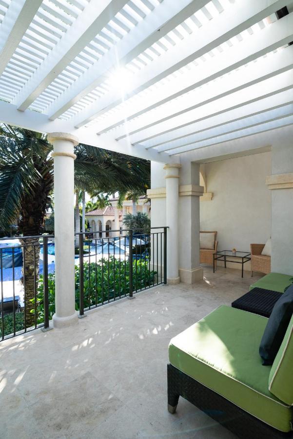 The Regent Grand Hotell Grace Bay Exteriör bild