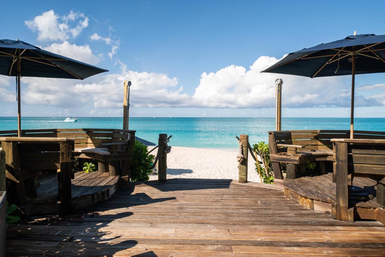 The Regent Grand Hotell Grace Bay Exteriör bild